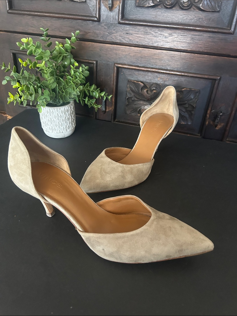 Vince Taupe Suede D'Orsay Pointed-Toe Kitten Heels - Picture 11 of 12